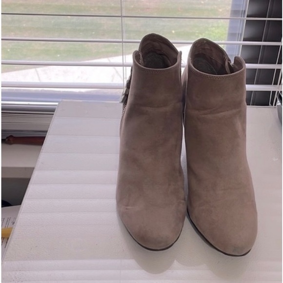BCBG Paris Suede Taupe Wedge Bootie Size 9.5B - Picture 5 of 12